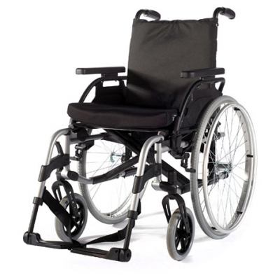 Mechanické invalidné vozíky  foto